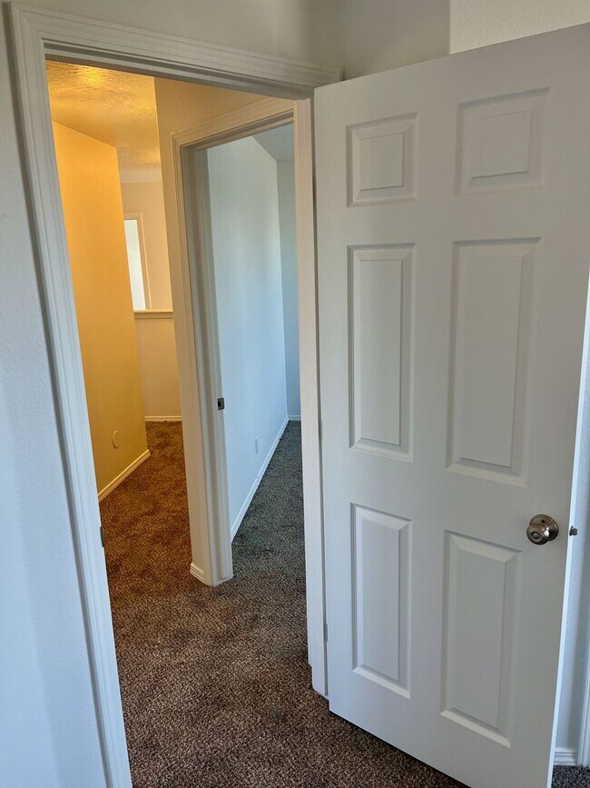 Building Photo - Nicely Updated Home In Nampa! Price Drop!!!