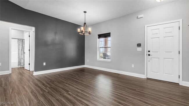 Building Photo - 6965 Chandlersville Rd