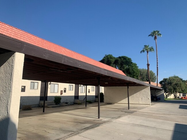 Building Photo - 40225 Harris Ln