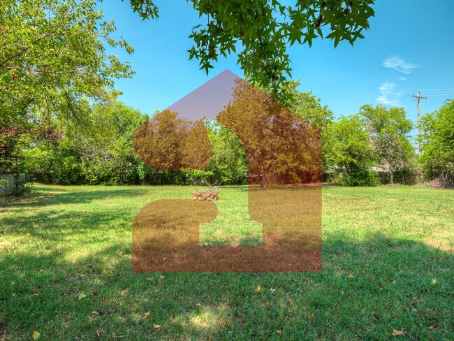 Building Photo - 1501 Gladstone Terrace