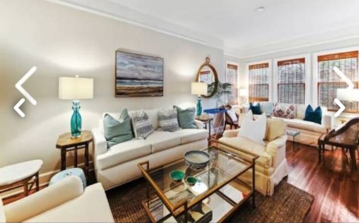 Building Photo - 248 Park Ave