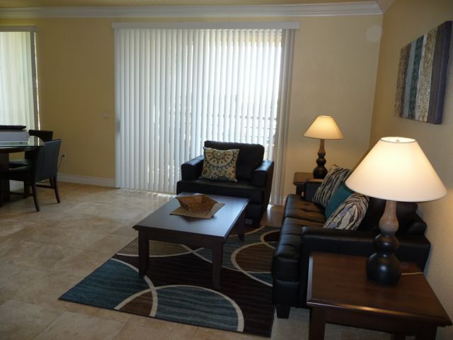 Building Photo - Meridian Great 1 Bd / 1 Ba Furnished Luxur...