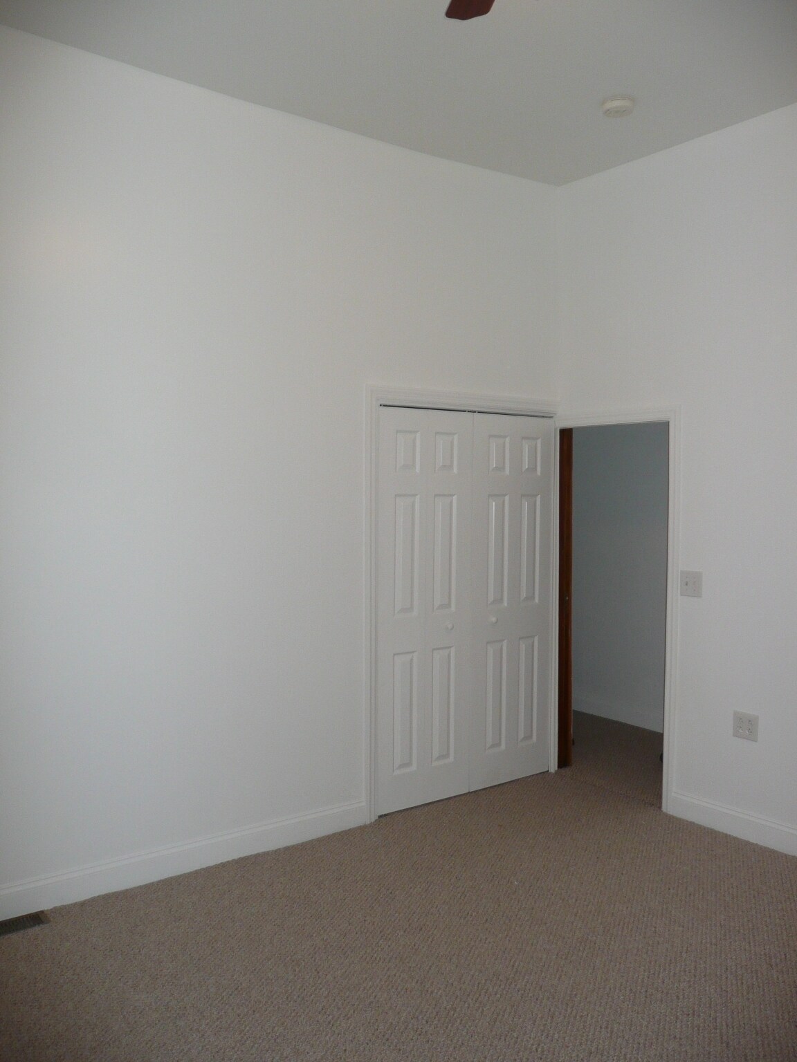 Bedroom 1 - View 2 - 225 Emerson St
