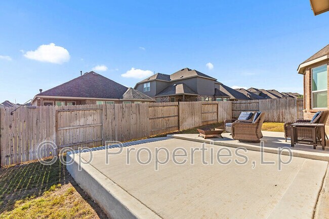 Building Photo - 2259 Gran Cielo Trl