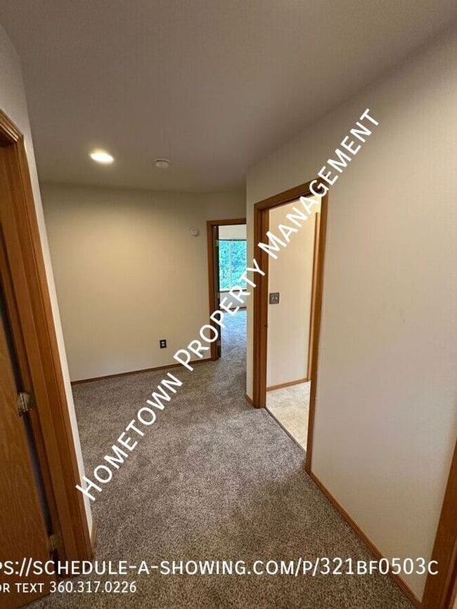 Building Photo - 6715 Kirsop Village Dr SW