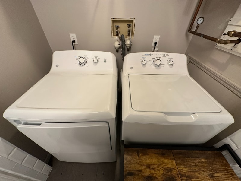 Building Photo - 197 Tavistock Rd