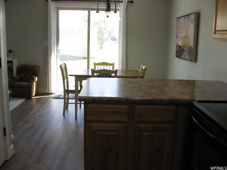 Building Photo - 1606 N 450 E