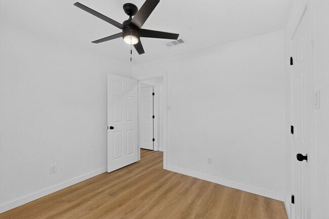 Building Photo - Gem In Flower Mound Waiting On You!!!