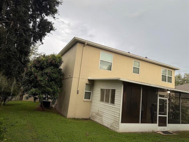 Building Photo - 5823 Butterfield St
