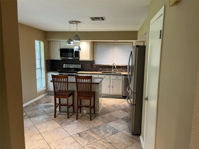 Building Photo - 25531 Chapel Ridge Ln