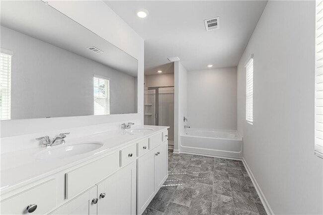 Building Photo - 545 King Vlg