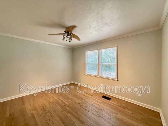 Building Photo - 4803 Orchard View Dr