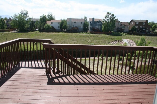 Building Photo - Beautiful 4 Bedroom Ranch Style Home Avail...