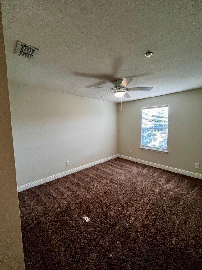 Building Photo - 7506 Aloma Pines Ct