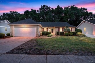 Building Photo - 1409 Oakhall Manor Ct