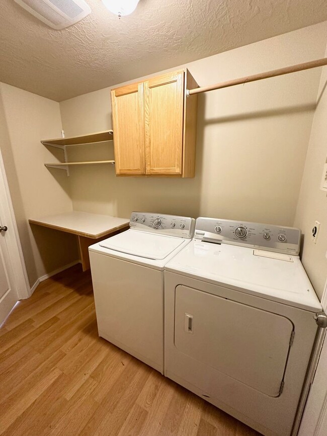 Building Photo - Single Story home in Central Boise available in July 2026!