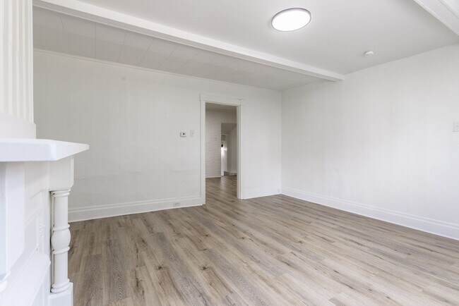 Building Photo - 626 Excelsior St