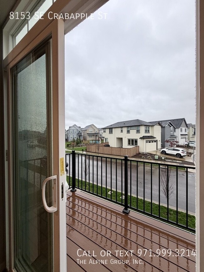 Building Photo - 8153 SE Crabapple St