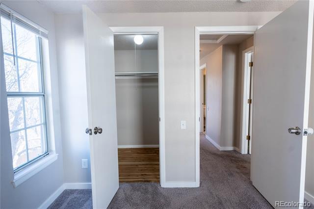 Building Photo - 2092 S Helena St