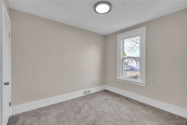 Building Photo - 501 ,UPPER Ave