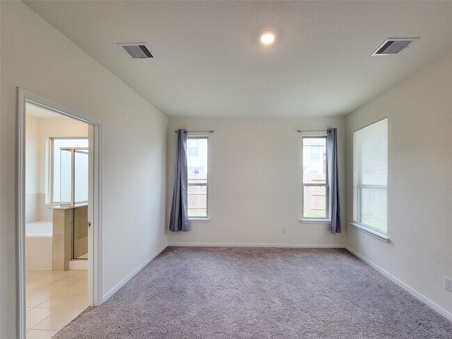 Building Photo - 2809 Cordova Hl Dr