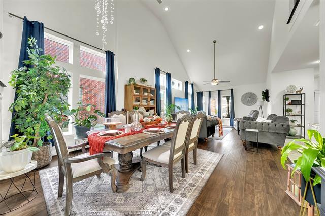 Building Photo - 345 Twin Creeks Dr