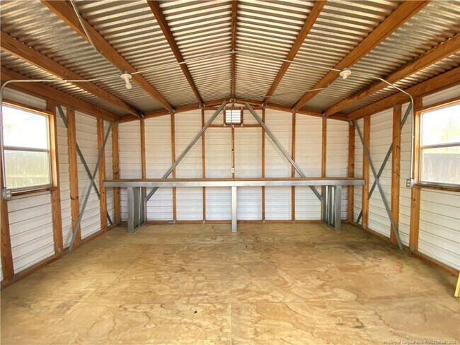 Building Photo - 89 Person Ct