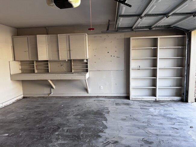 Building Photo - 1311 Alpine Dr