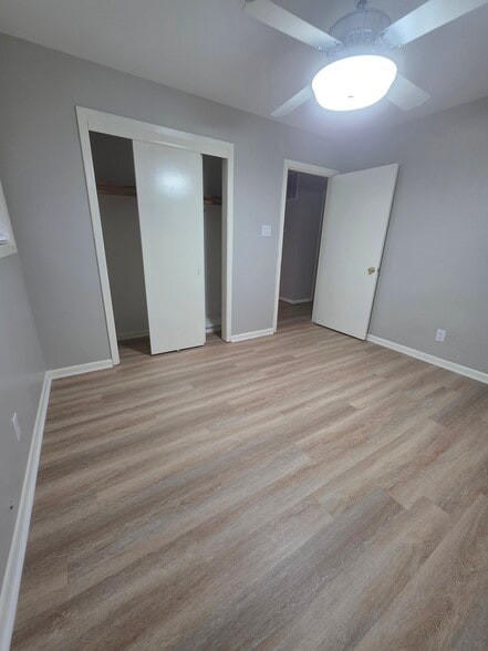 Building Photo - 706 Mark St