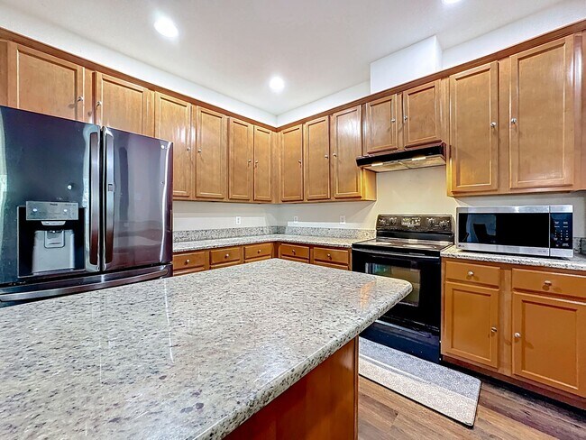 Building Photo - A home built for living well: 4Bedrooms/3Baths sophisticated home in Fells Cove!