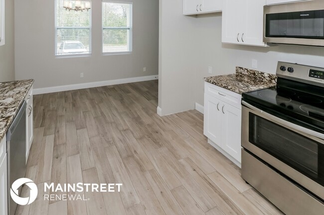 Building Photo - 505 Waller St