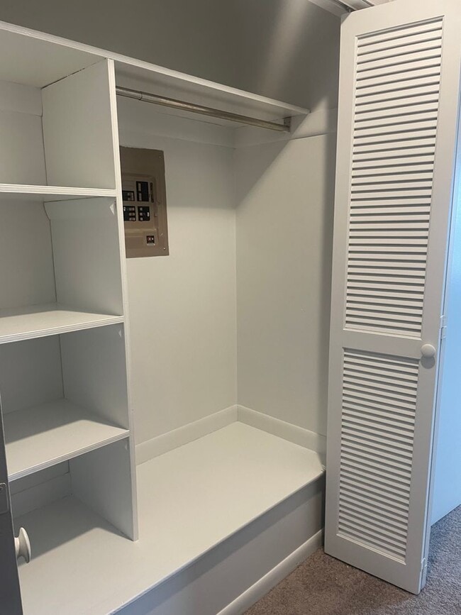 Building Photo - 6491 Carefree Ln