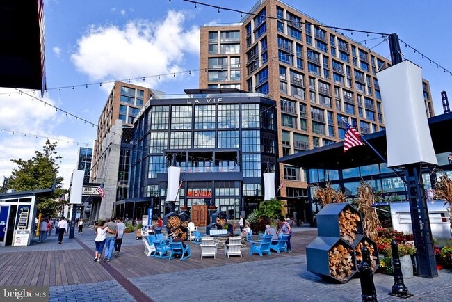 Building Photo - 73 G St SW