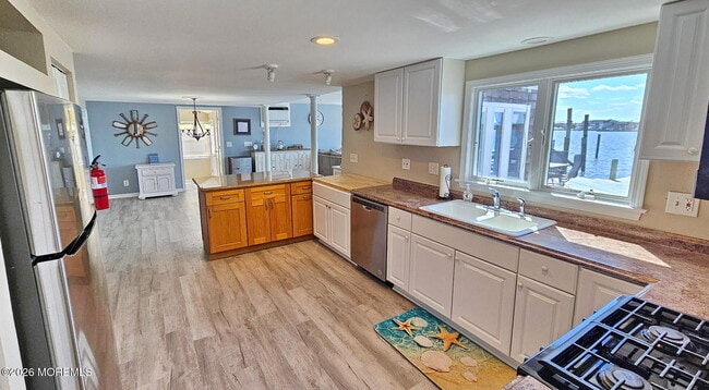 Building Photo - 48 Seagoin Rd