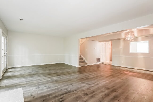 Building Photo - 6413 Andsley Dr