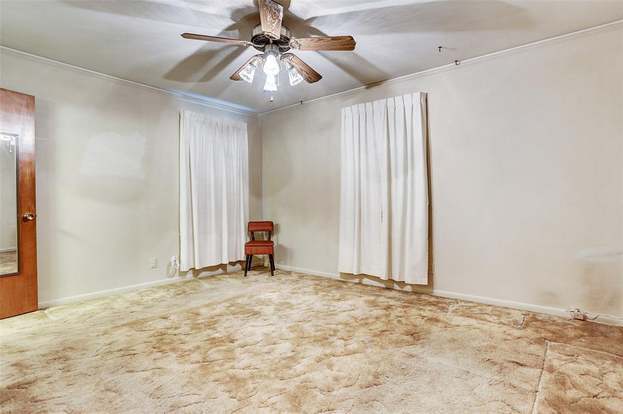 Building Photo - 4145 Sarong Dr