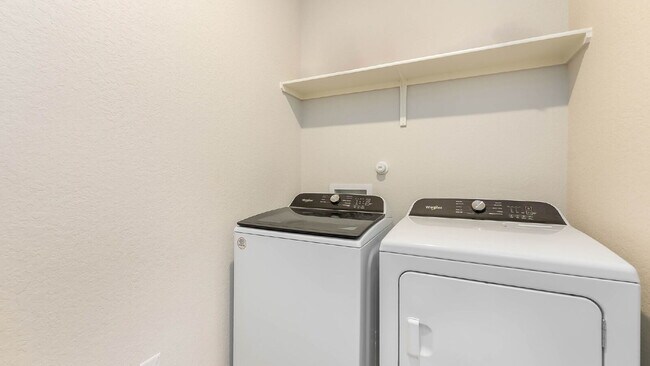 Building Photo - 1318 Arcadian Rose