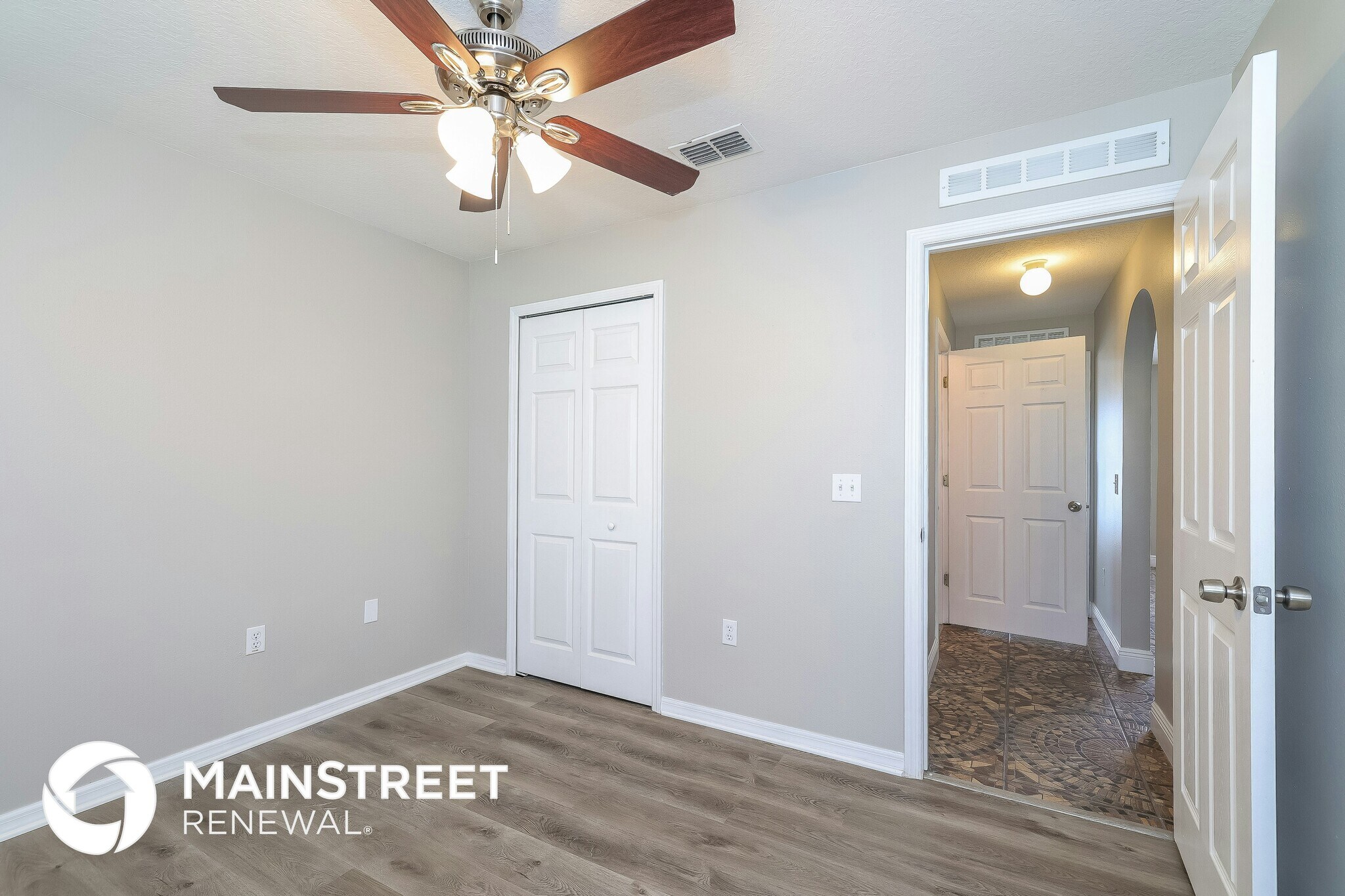 Building Photo - 480 Columbia Ct