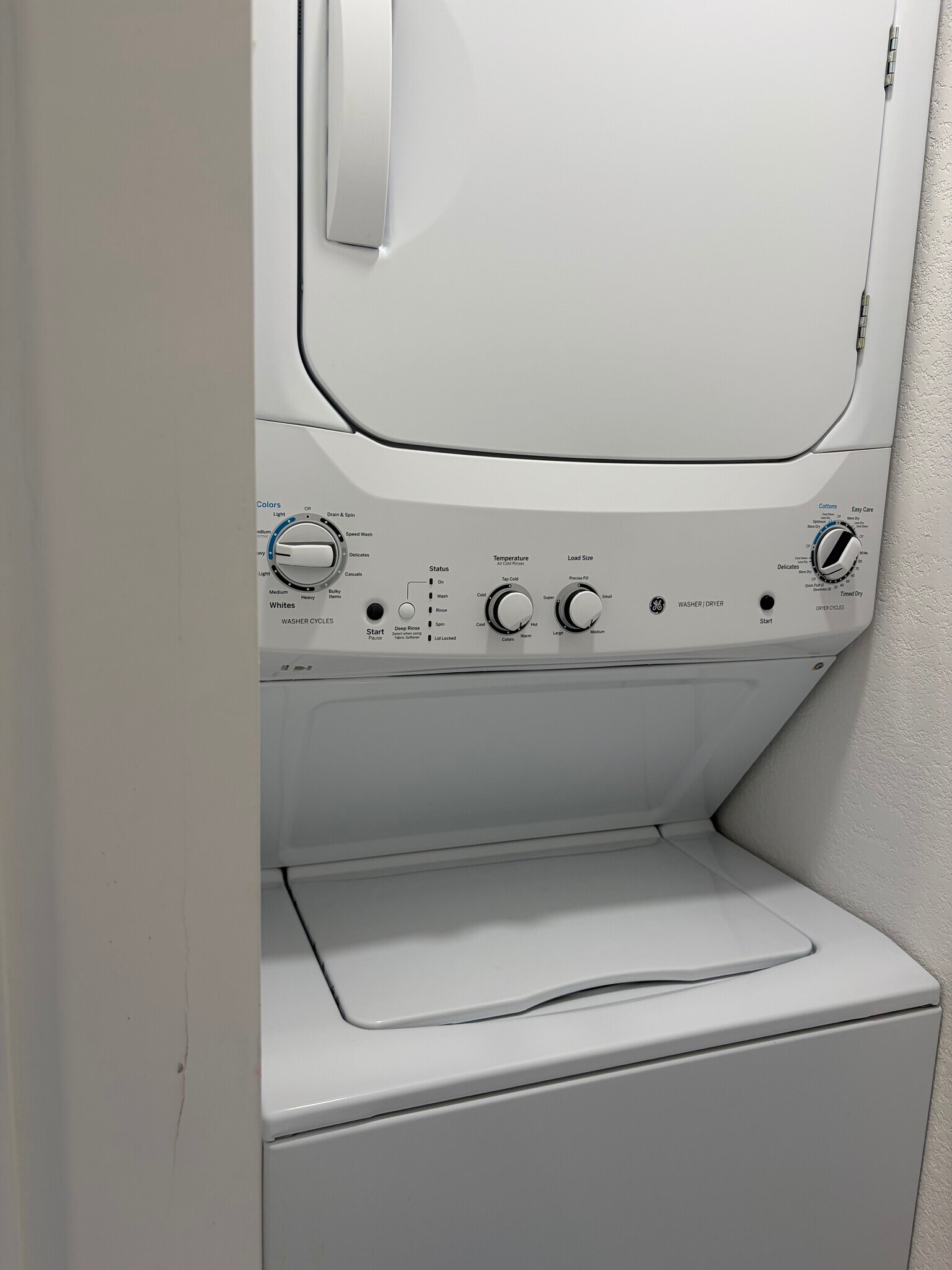Laundry room - 3343 Tannencrest Dr