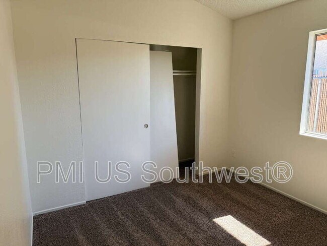 Building Photo - 364 Rio Grande Ct
