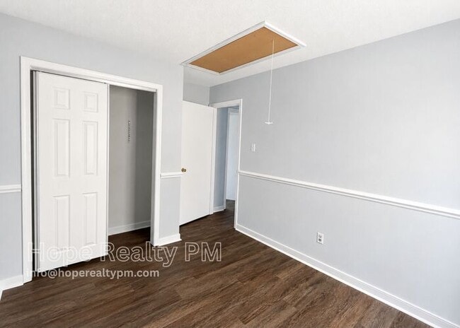 Building Photo - 3511 Silver Oak Ct