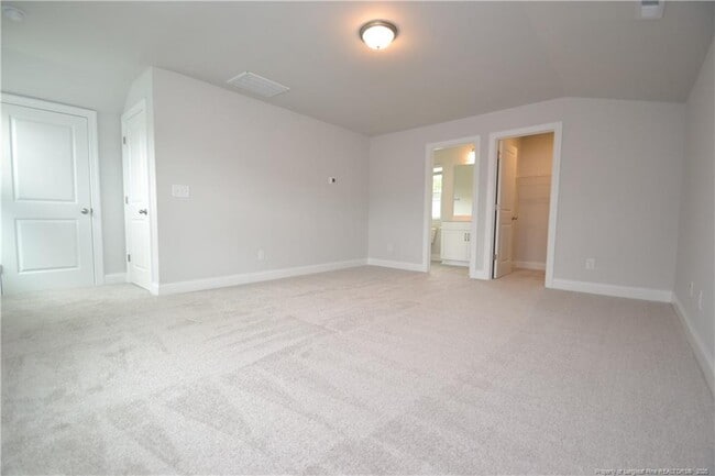 Building Photo - 817 Portland Rose Dr