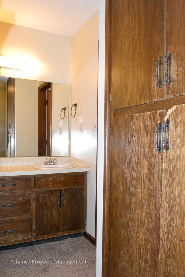 Building Photo - 1722 Houston St