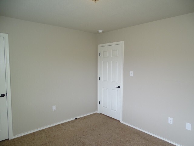 Building Photo - 5826 Grandwood Dr