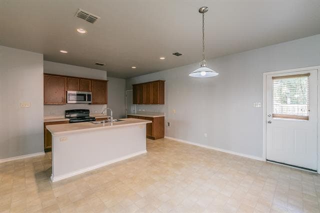 Building Photo - 5419 Prairie Ln