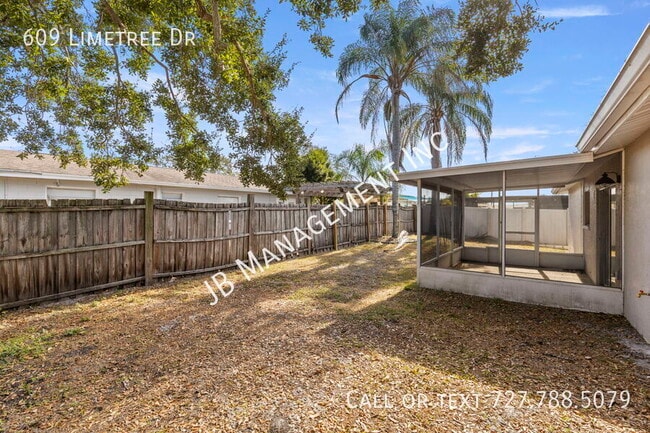 Building Photo - 609 Limetree Dr
