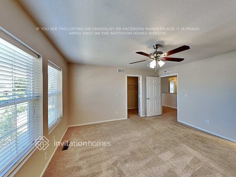 Building Photo - 3770 Dinosaur St