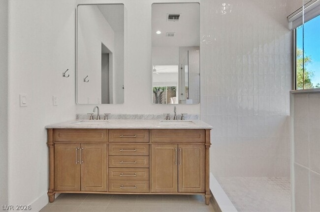 Building Photo - 11 Fountainhead Cir