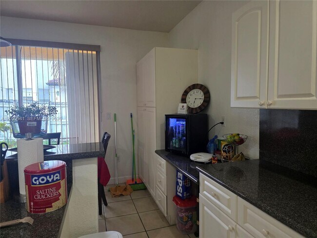 Building Photo - 15103 SW 11th Ln