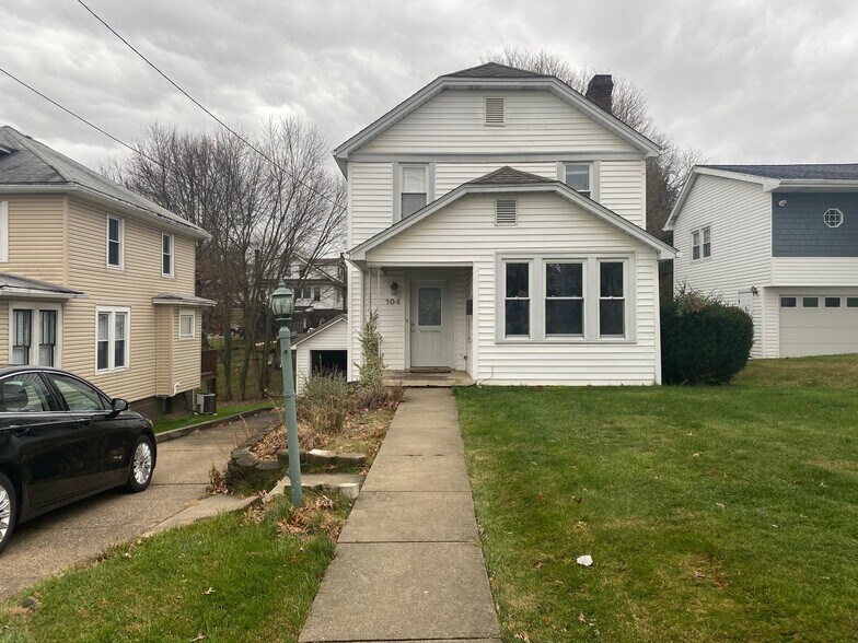Primary Photo - 104 Jepson Ave